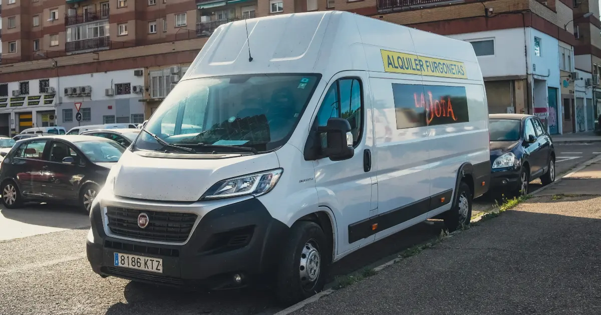 alquiler fiat ducato L4H3
