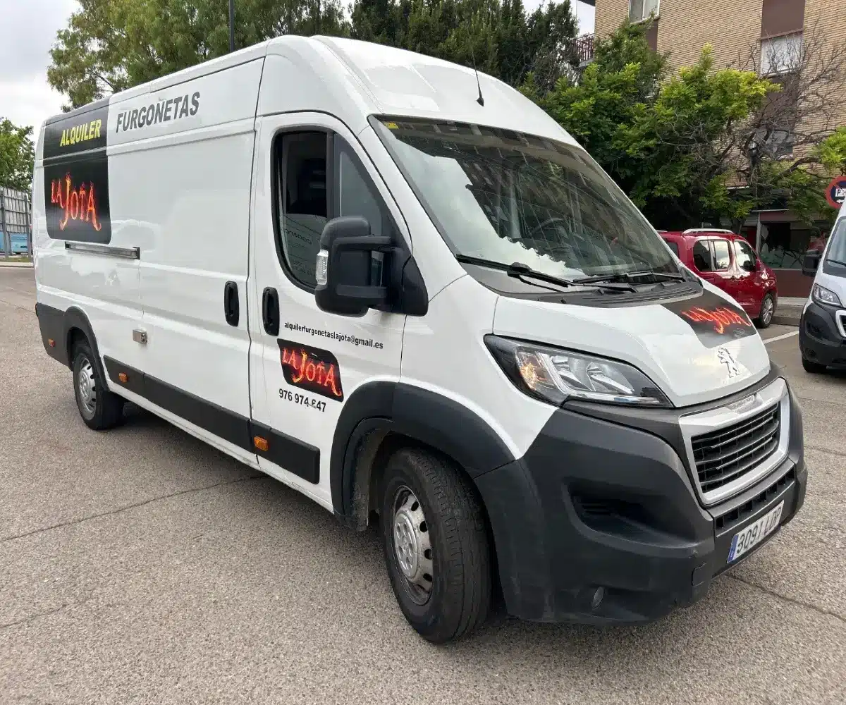 Alquiler Peugeot L4H2