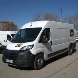 Furgoneta Peugeot Boxer L4H2 en alquiler